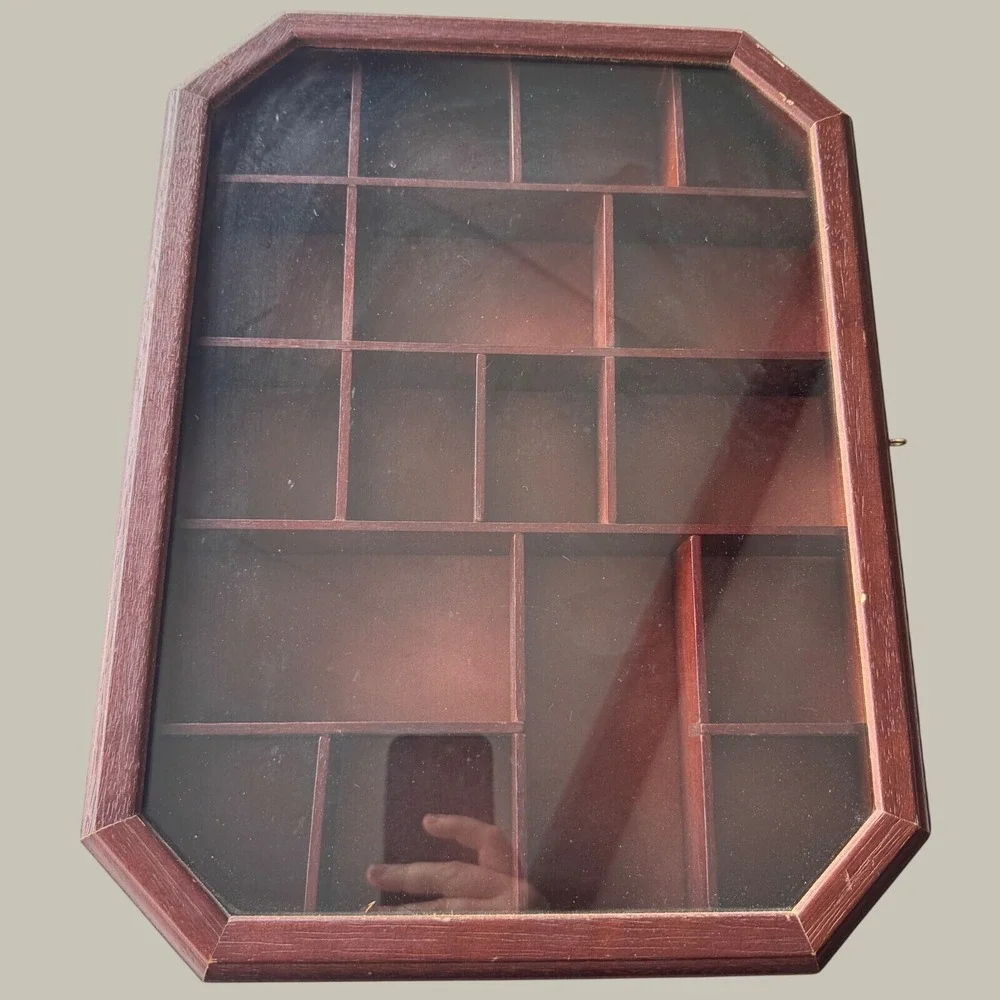 Vintage Wood Shadow Box Display Case Glass Front Trinkets Curio Wall Hanging